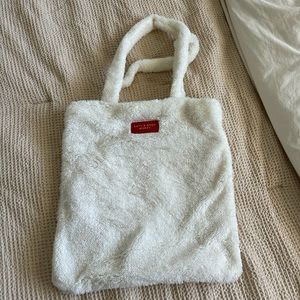 brand new fuzzy bath and body works tote bag!